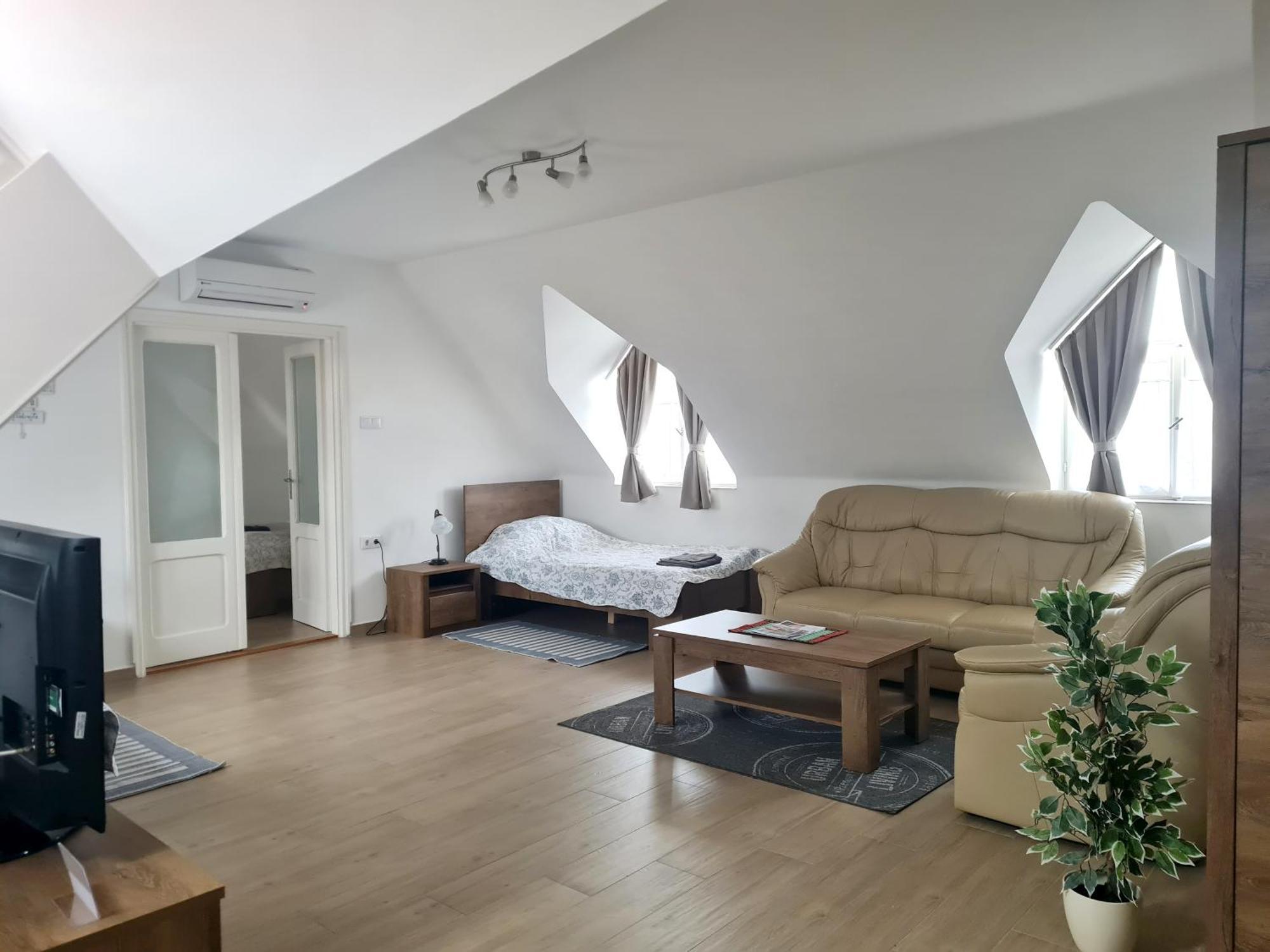 P16 Apartment Hajduboszormeny Exterior photo